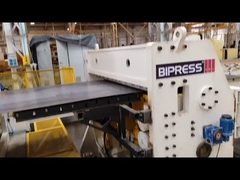 Zware die de Rolgelijkrichter van het Maatstaal het Vliegen Scheerbeurt aan Lengtelijn 3-10 wordt gesneden X 1600