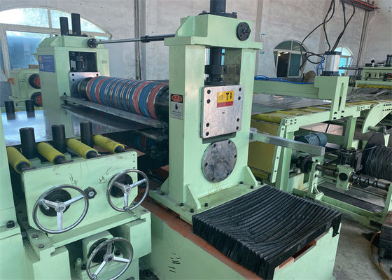De Lichte Maat die van de hoge snelheidsprecisie Lijnmachine 0.3-3 X 1250mm scheuren