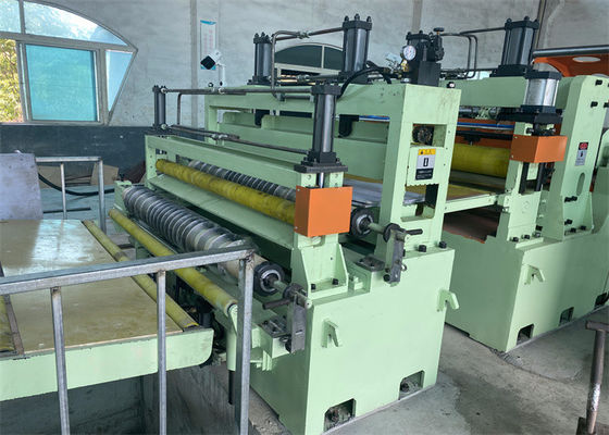 De Lichte Maat die van de hoge snelheidsprecisie Lijnmachine 0.3-3 X 1250mm scheuren