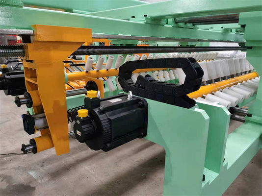 De Scheerbeurt van de het Bladvlieg van de aluminiumrol aan Lengtelijnen 3001600mm Breedte wordt gesneden die