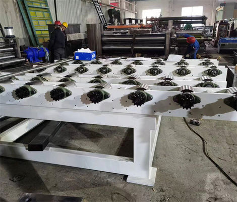 OEM van China Rolstaal aan de Fabriek van Lengtectl Lijnen (0,2 -30 x 2500 die) wordt gesneden
