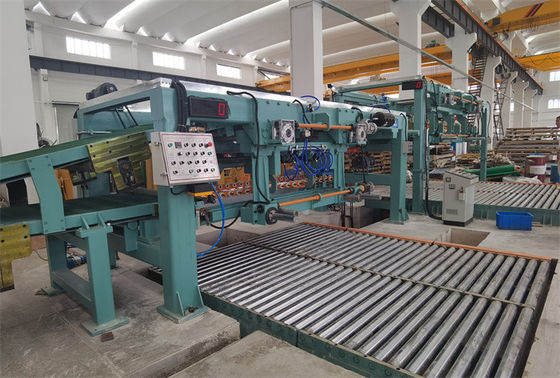 Automatische Roterende die Scheerbeurtvlieg aan Roestvrij staal 0,3 - 3 X 1000 200mm van de Lengtelijn wordt gesneden