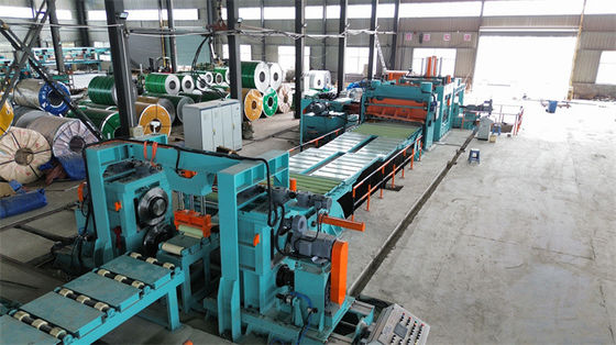 Dikke schaal roestvrij staal gesneden naar lengte lijn 2-16 X 2000 dubbel levelers met rand trimming